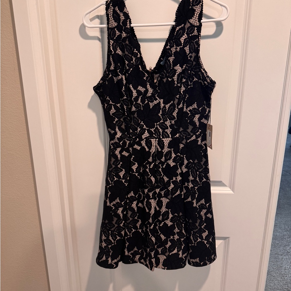 She + Sky Black and Cream Lace Mini Dress